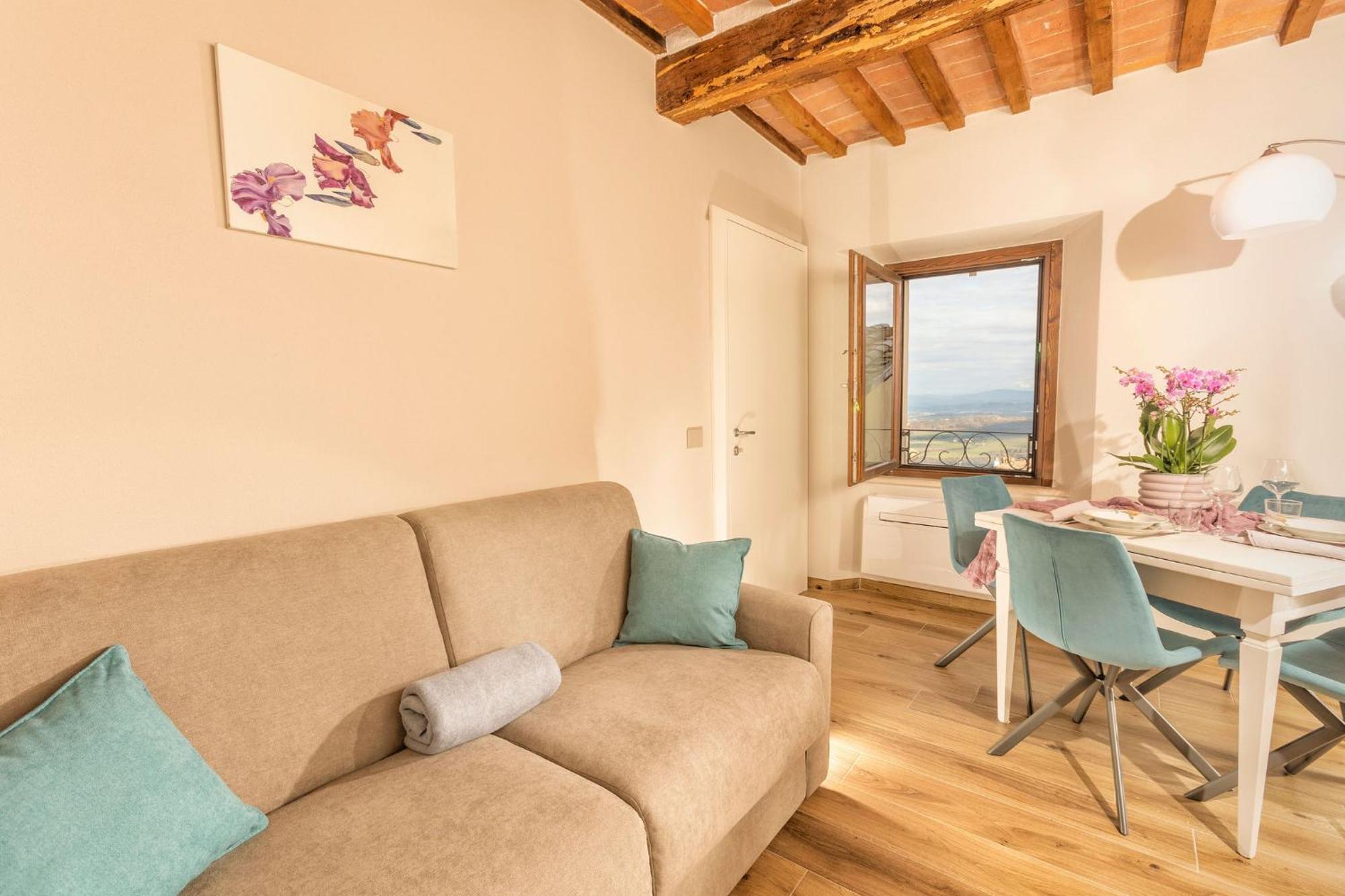 Palazzo Falcinelli Luxury In Center With Air Conditioning And Elevator Affittacamere *