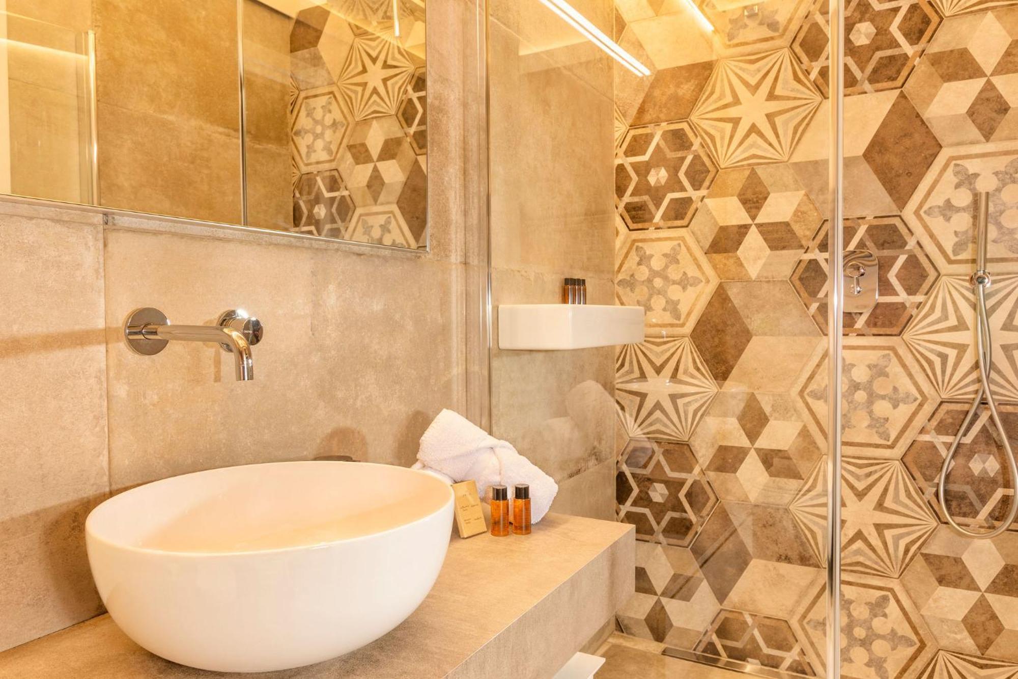Affittacamere Palazzo Falcinelli Luxury In Center With Air Conditioning And Elevator *