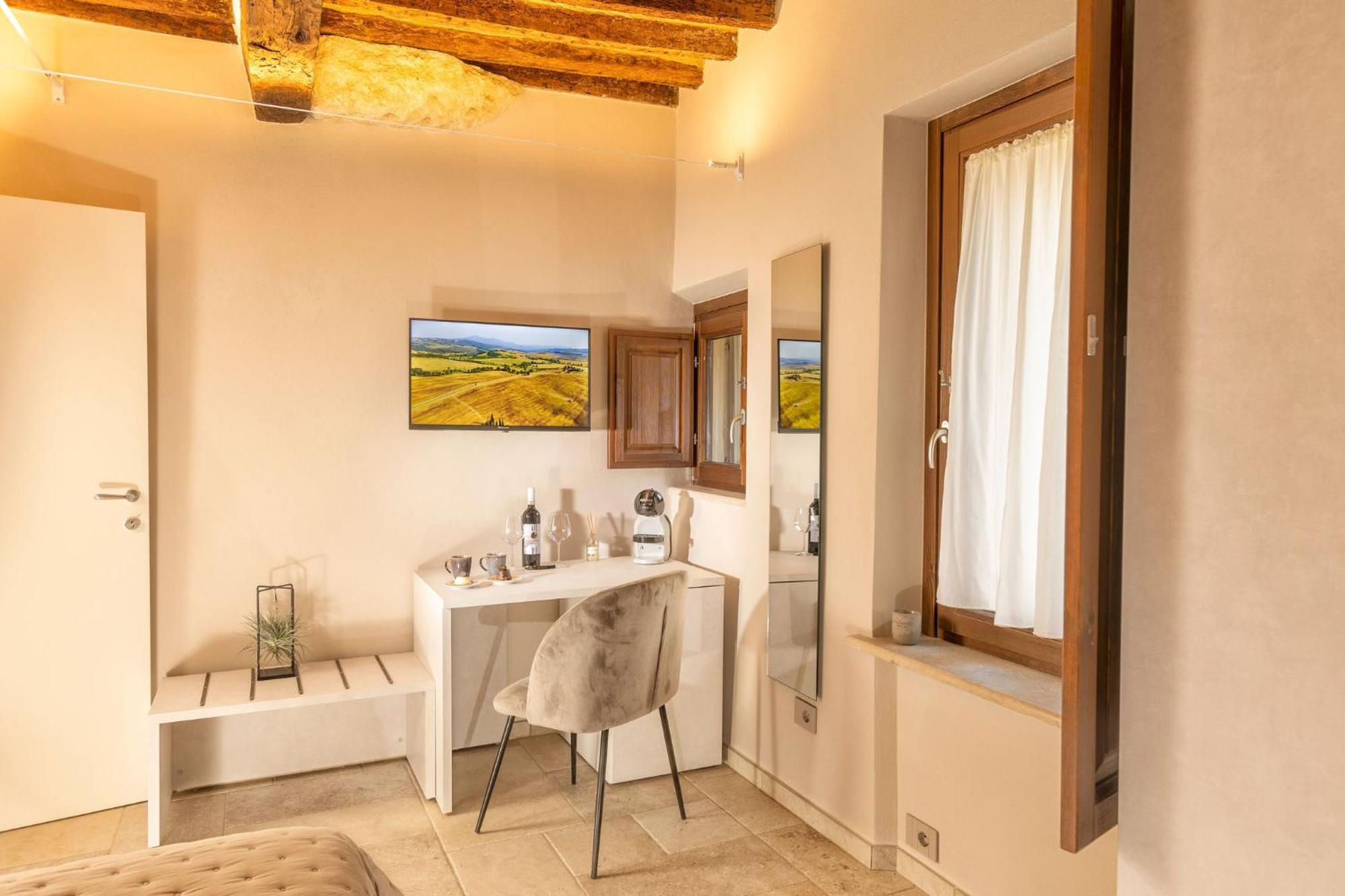 Palazzo Falcinelli Luxury In Center With Air Conditioning And Elevator *