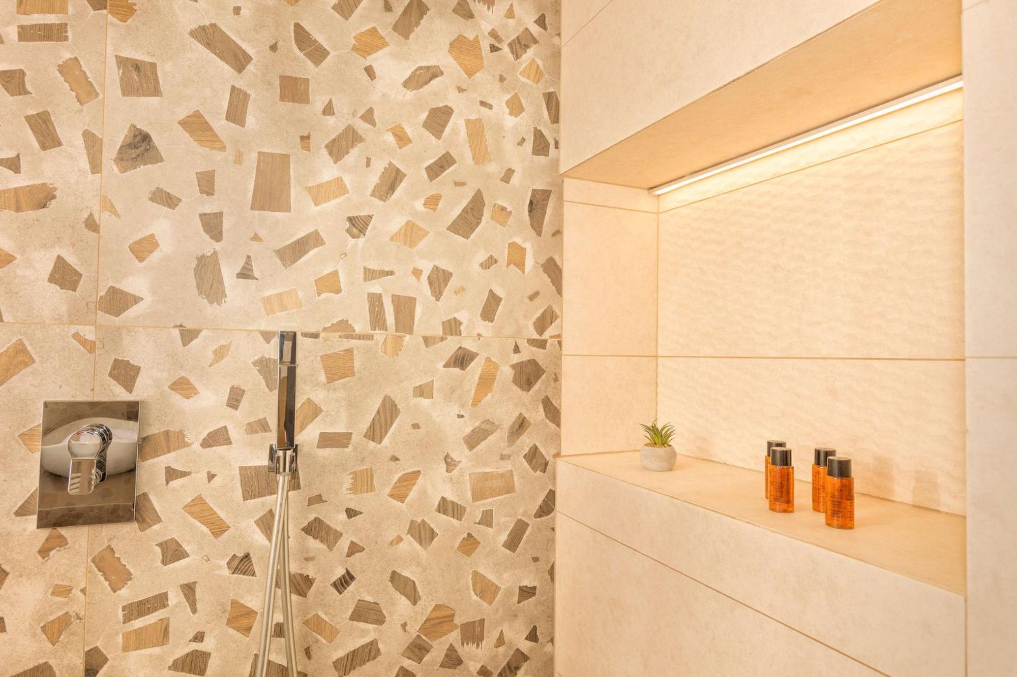 Affittacamere Palazzo Falcinelli Luxury In Center With Air Conditioning And Elevator *