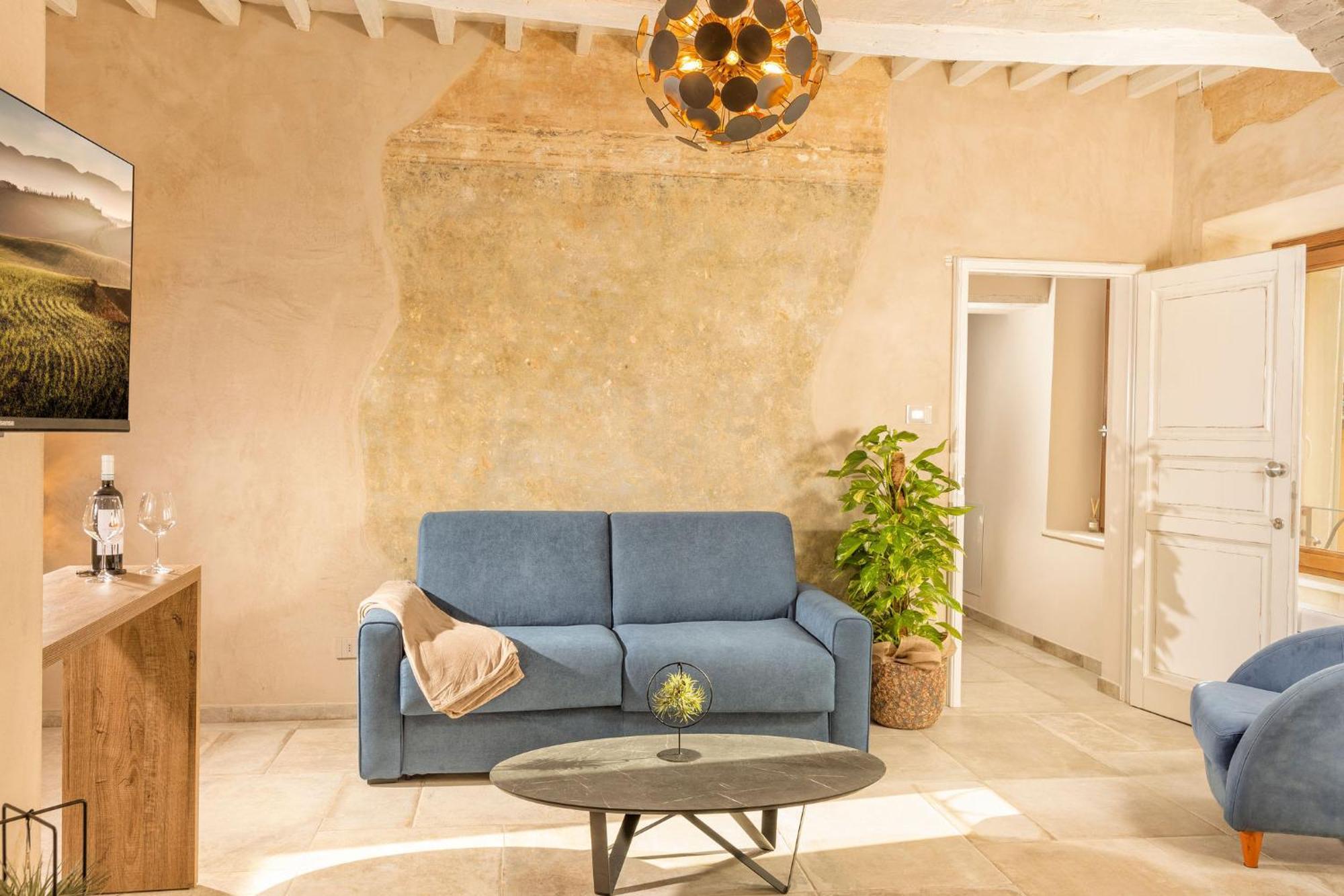 Palazzo Falcinelli Luxury In Center With Air Conditioning And Elevator Affittacamere Montepulciano Stazione