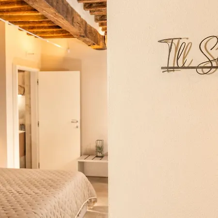 Palazzo Falcinelli Luxury Room In Montepulciano Center With Air Conditioning And Elevator Exterior photo