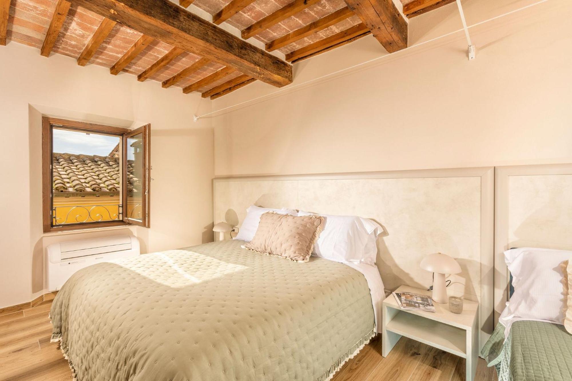 Palazzo Falcinelli Luxury In Center With Air Conditioning And Elevator Guest house Montepulciano