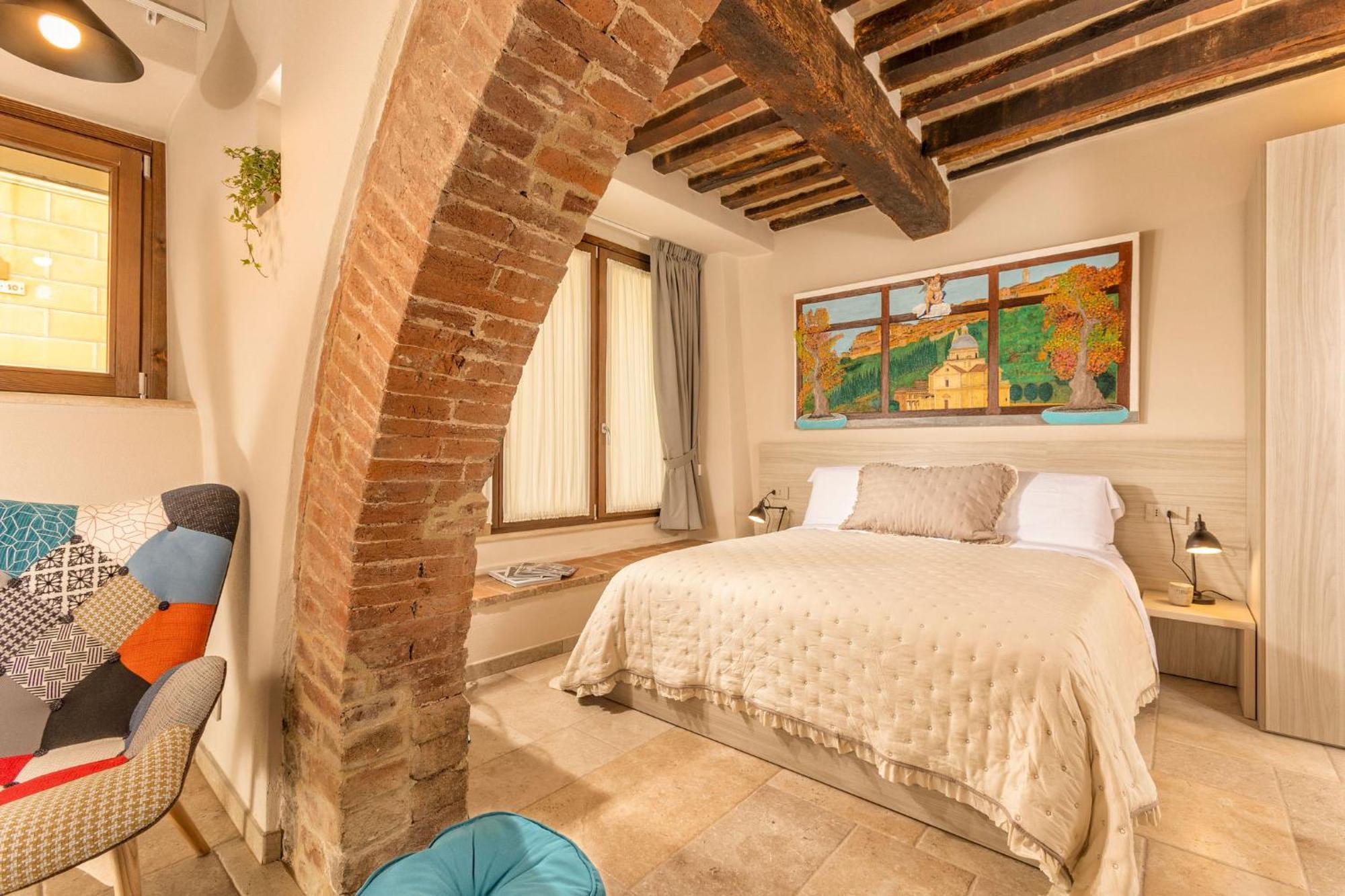 Palazzo Falcinelli Luxury In Center With Air Conditioning And Elevator